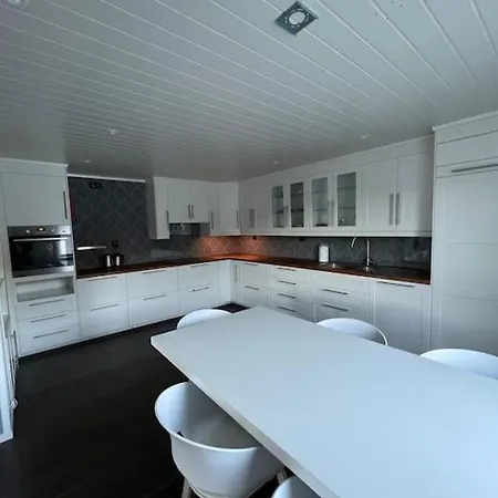 Ihip Helgeland-beautiful And Spacious *